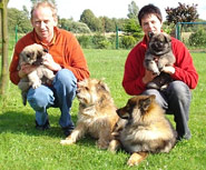 Familie Kwauka mit Hunden